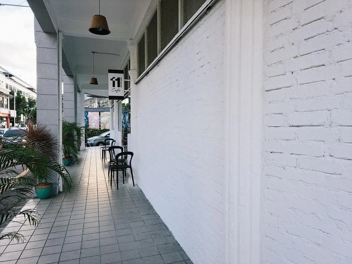 111 Hutton Lane Hostel George Town Malezya